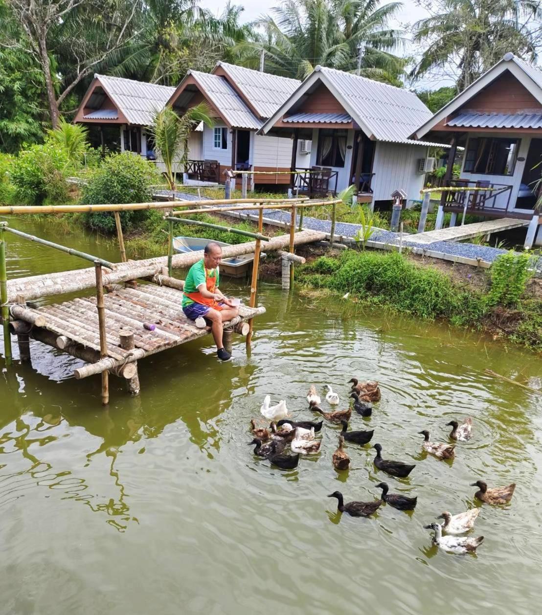 ปารมีฟาร์มสเตย์ Takuapa Dış mekan fotoğraf